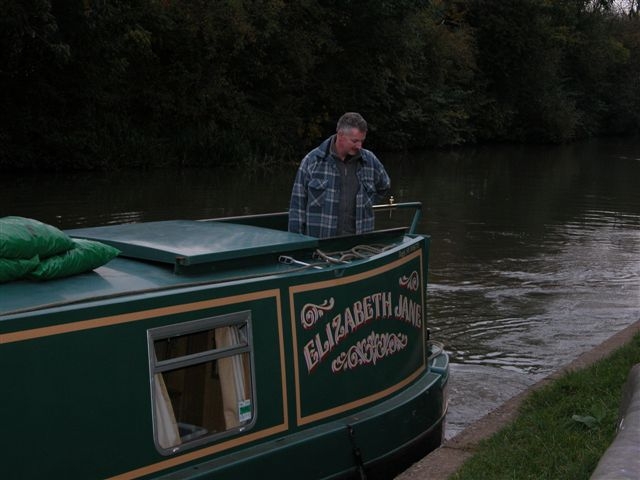 This is me pulling out after Andrew, Jackie and Alan had helped me to Braunston.